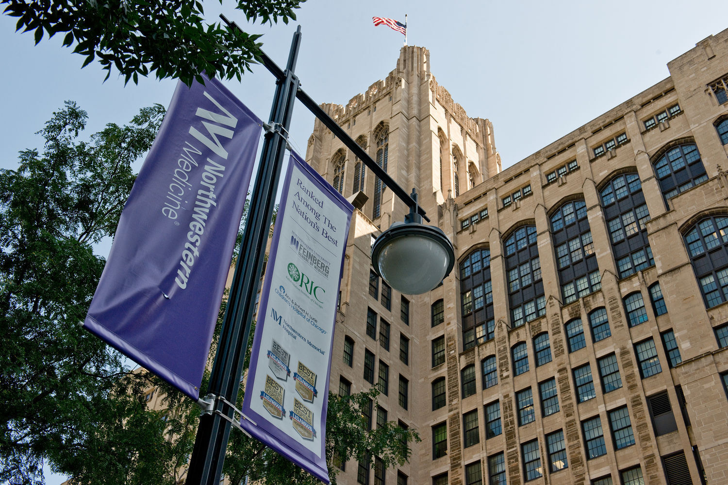 Northwestern-University-Feinberg-School-of-Medicine-campus-in-Chicago-with-Northwestern-Medicine-banners